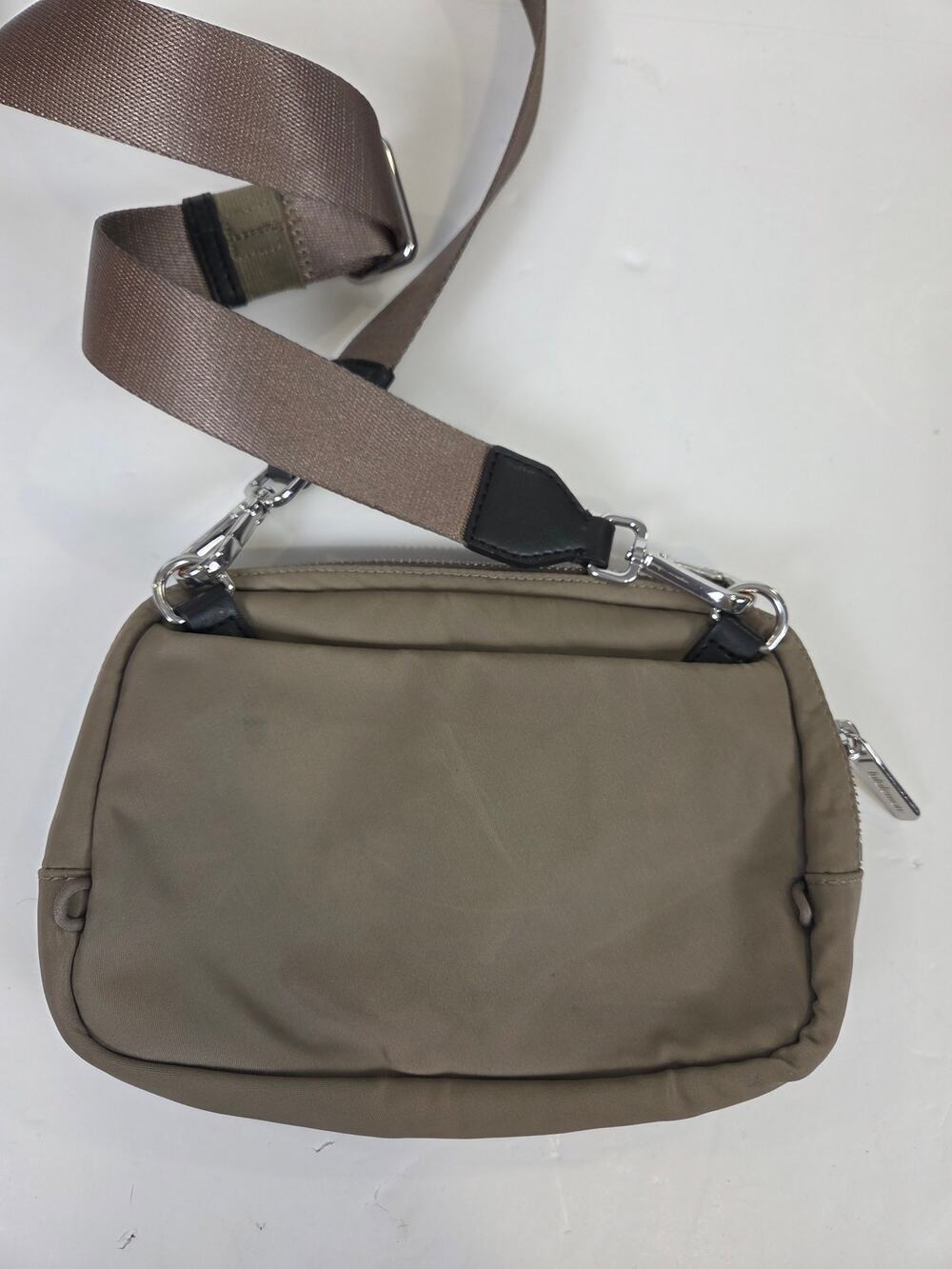 Lululemon Everywhere Convertible Crossbody Bag Tan 1.5L